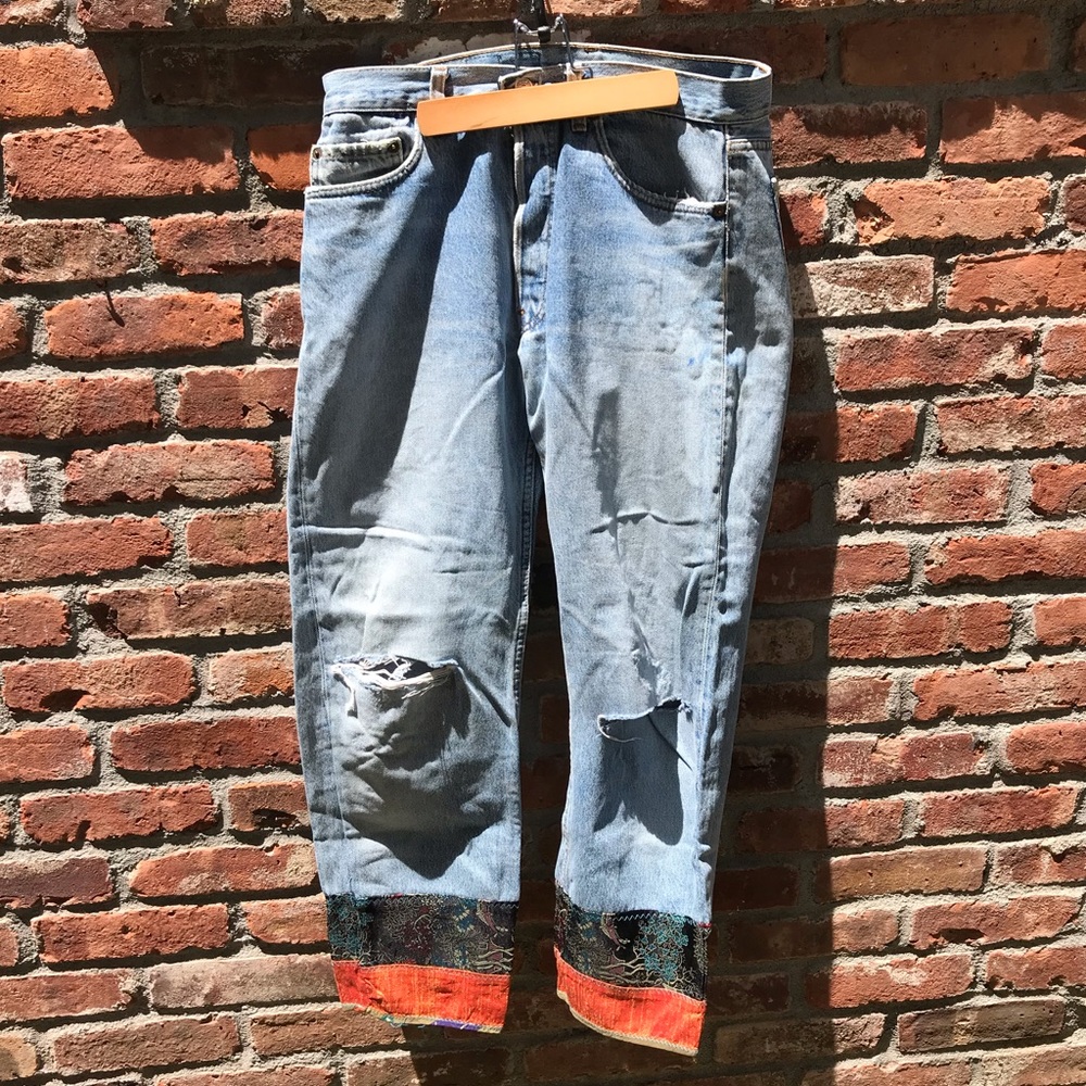 Custom bottom light wash Levi jeans